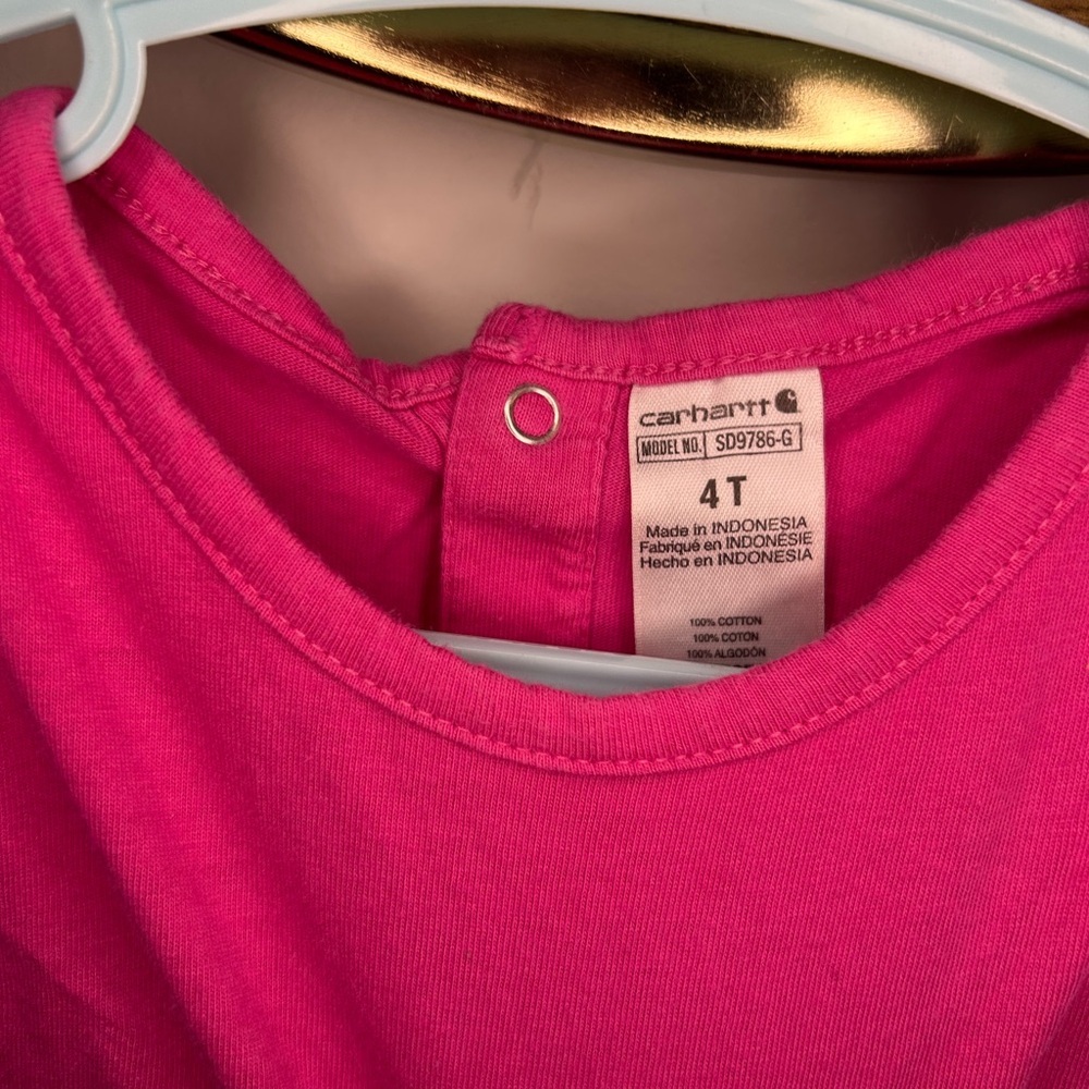 Carhartt Fuchsia Kids Tee with Fawn Design - Picture 4 of 8